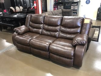 Display recliner
