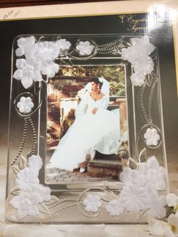 5x7 Crystal Clear Photo Frame