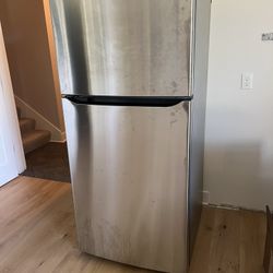 LG Refrigerator 