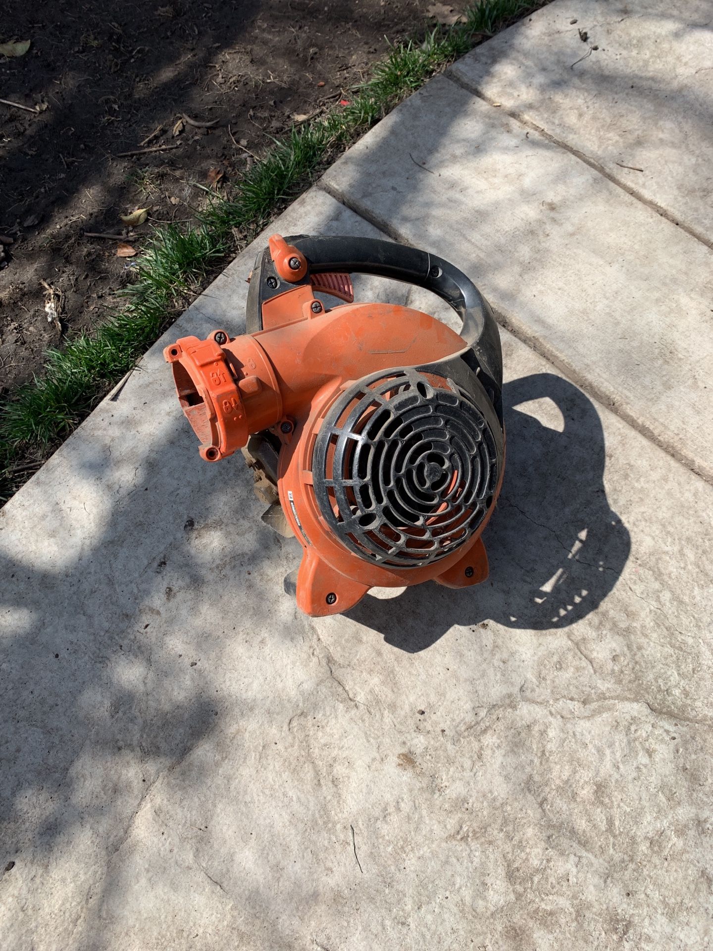 ECHO LEAF BLOWER ( FOR PARTS ONLY )