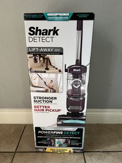 Shark Detect Vacuum W LiftAway