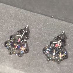 Mossiante Screw Ons  Earrings 