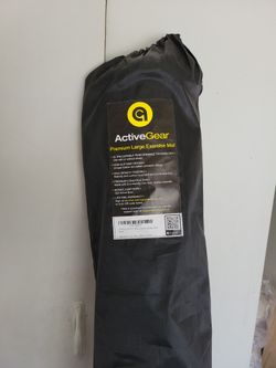 ACTIVEGEAR brand New -premium Large Exercise Mat. Its Unused.