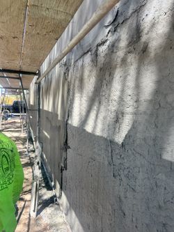 patch plaster. estuco paint