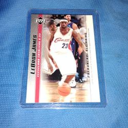2003 - 2004 LeBron James Rookie Basketball Card Upper Deck #14 Phenomenal Beginning 