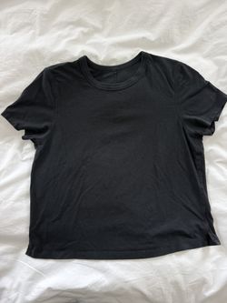 Lululemon T Shirt