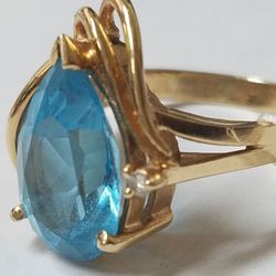 14Kt Yellow Gold Aquamarine Blue Pear Shaped Teardrop Design Precious stone Fashion Ring Size 7 