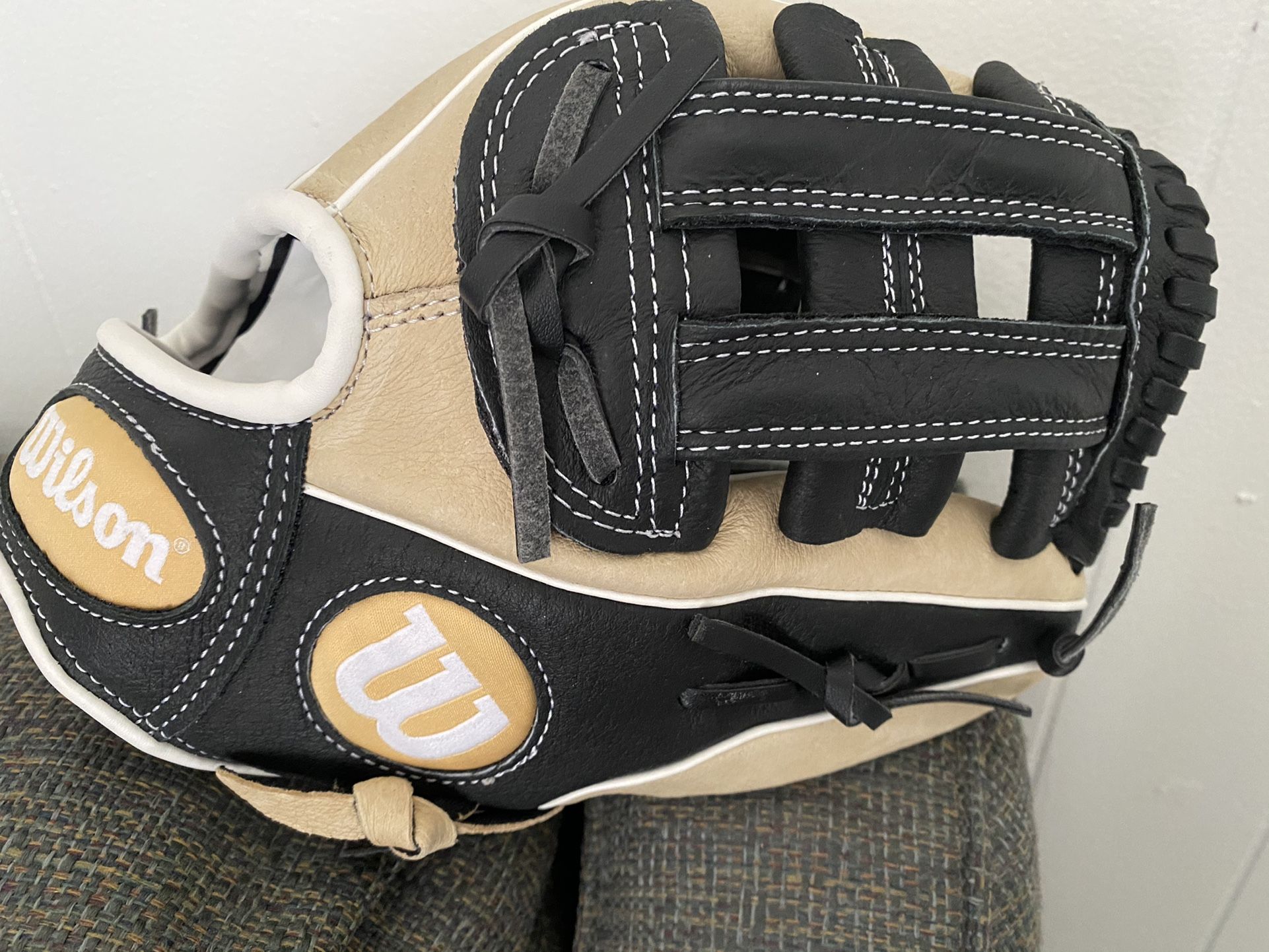 Wilson A450 11” - Baseball Glove