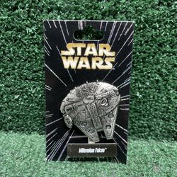 Star Wars Celebration Disney Millennium Falcon Standing Pin New. 