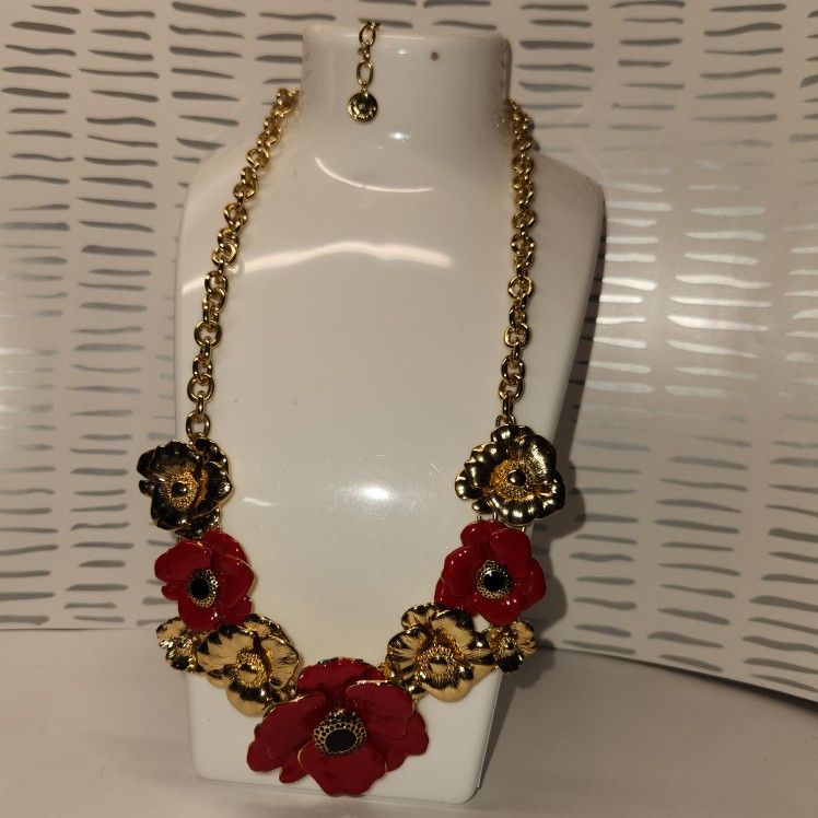 #2422, SIGNED TALBOTS, RED AND BLACK, GOLD TONE POPPY NECKLACE 18"IN