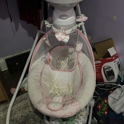 Fisher-Price Deluxe Cradle ‘n Swing Surreal Serenity