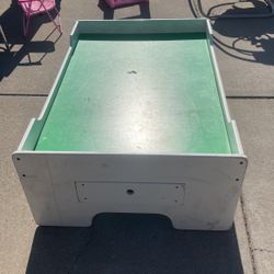 Children’s Play Table With 2 Drawers