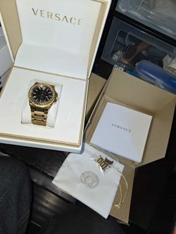 AUTHENTIC VERSACE WATCH