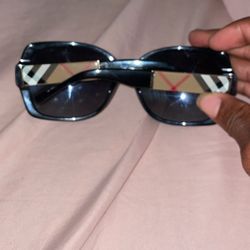 Women Burberry Sunglasses 