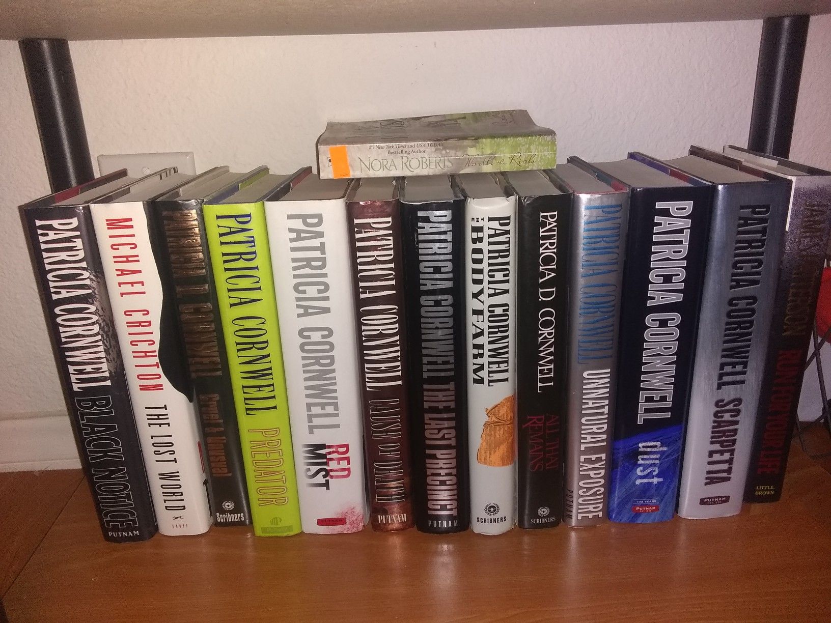 Book collection really good shape all Patricia Cornwell some Stephen king etc