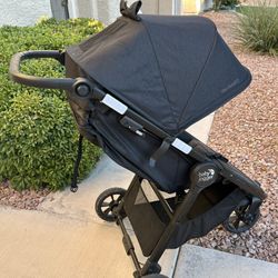 Baby jogger ＄100