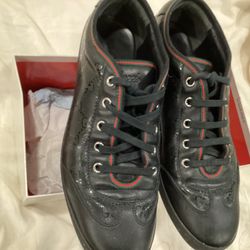 Gucci Size 9 In Good Condition Asking $400. Obo 