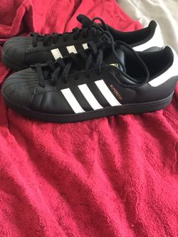 Low top shell toe adidas gimme 40