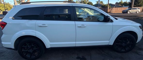 2018 Dodge Journey SUV White