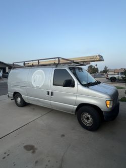 2000 Ford Econoline