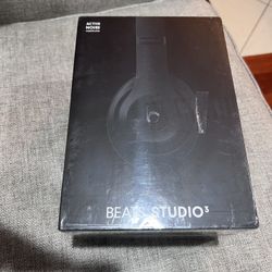 Beats Studio3 Wireless Noise Cancelling Over-Ear Headphones 