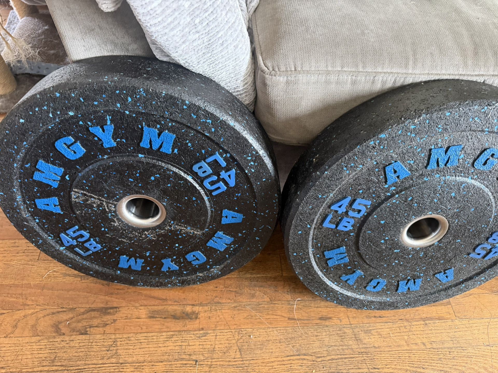 Bumper Plates Pairs 45/25/10. FIRM PRICE $160