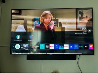 Samsung 65 inch smart tv with remote