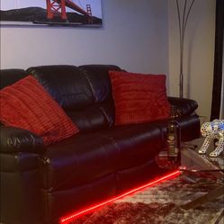 Black Lather Coach Recliner On Both Sides