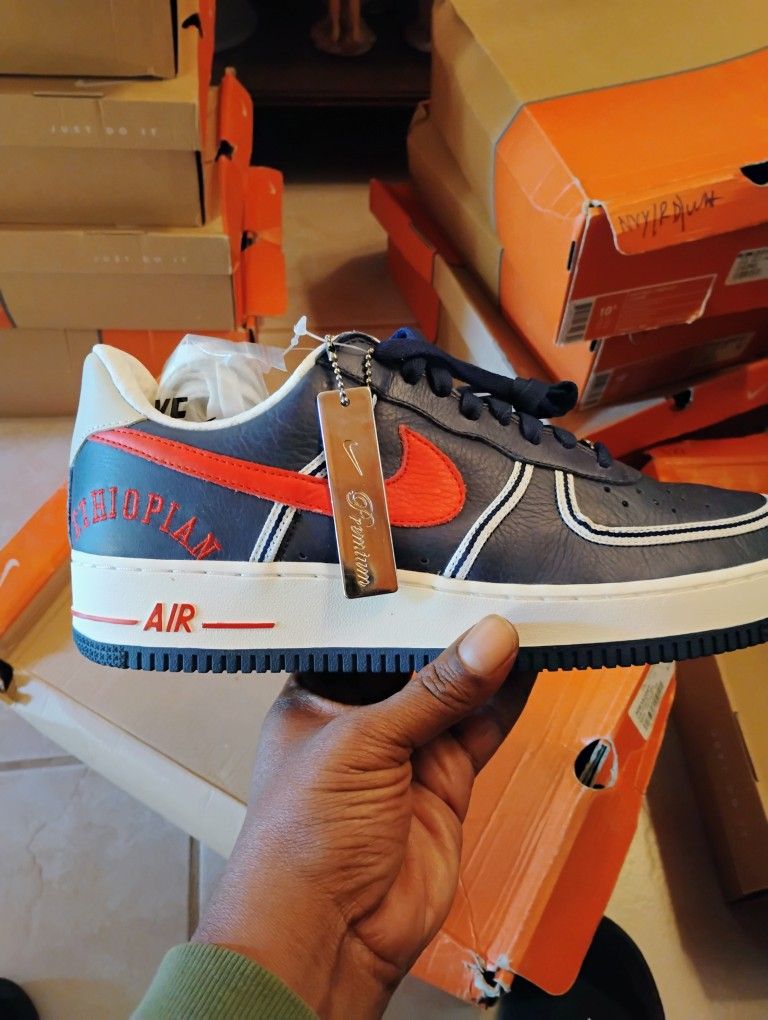 Air Force Ones Size 10