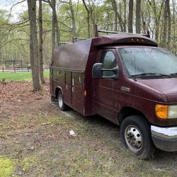 2006 Ford E-350 