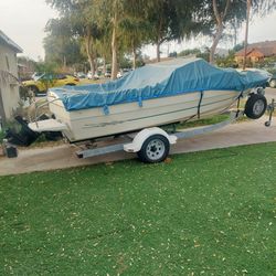 2000 Bayliner Capri