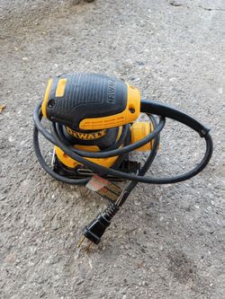 DeWalt sheet sander