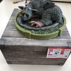 The Last Guardian Trico Statue 
