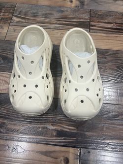 Cream Crocs Size 7 W