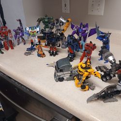 Large Transformers Lot Must See! 
