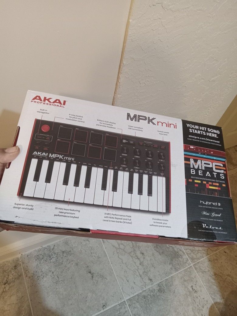 Akai Mpk Mini Professional Keyboard