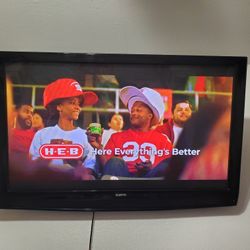 55 Inch Sanyo Tv Asking 120 Obo Must Pick Up