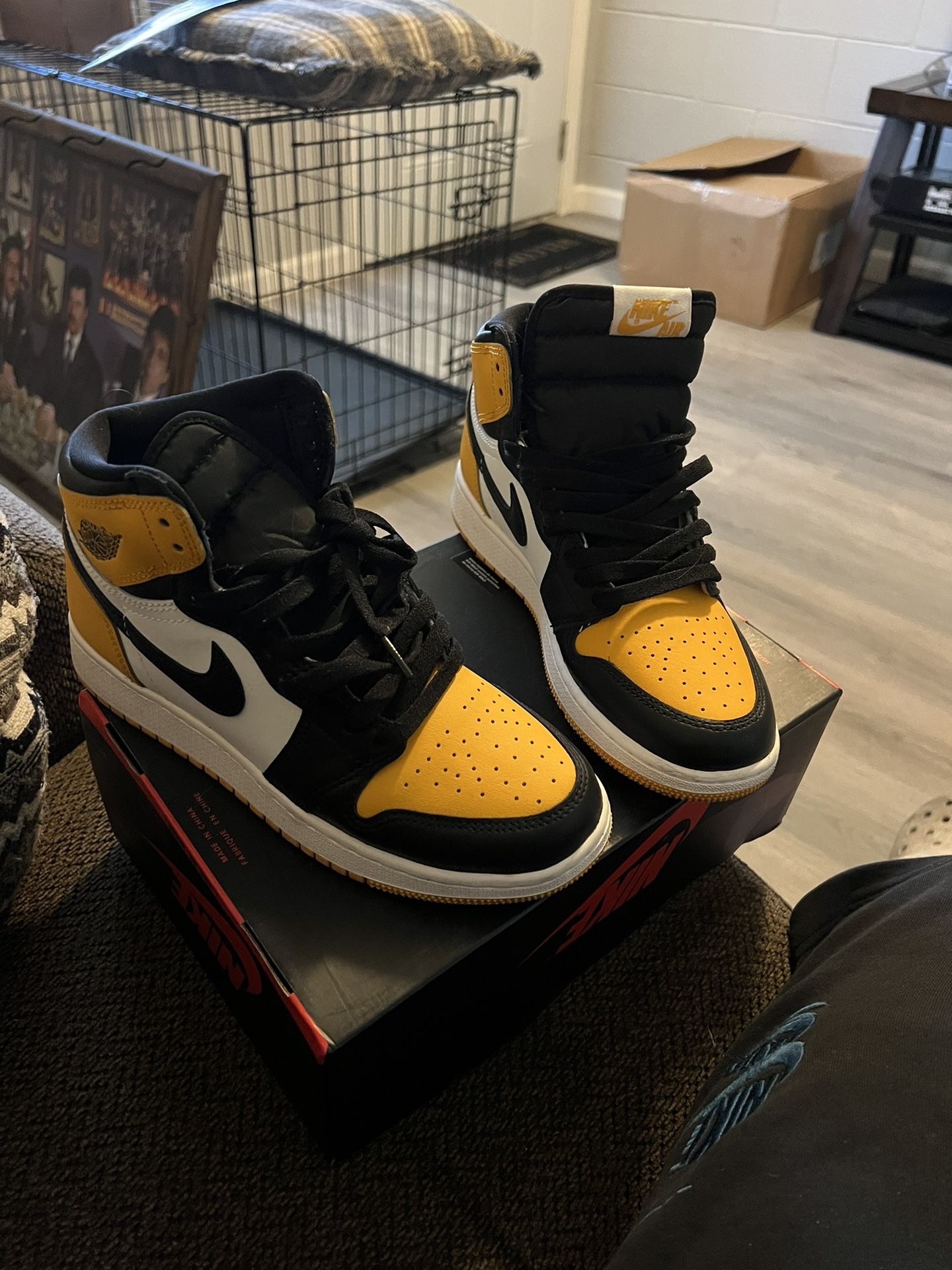 Jordan 1 Taxi Gs Size 6