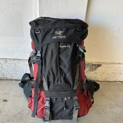 Arcteryx Woman’s M Backpacking Backpack Bora 62