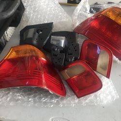 BMW 325 Tail Lights