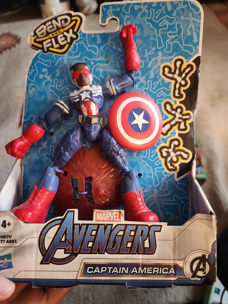 MARVEL AVENGERS CAPTAIN AMERICA 