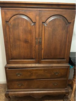 Bedroom dresser