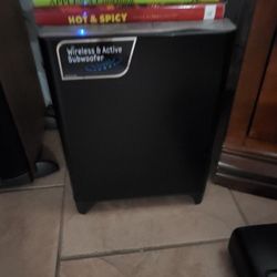 Samsung tube Dolby surround sound bar with wireless sub