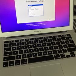 2015 MacBook Air i5 128GB SSD 8GB RAM