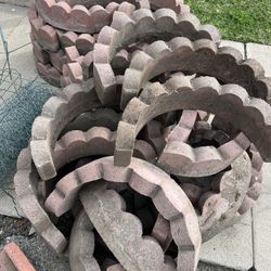 Curved scalloped Concrete Edgers - Free! 