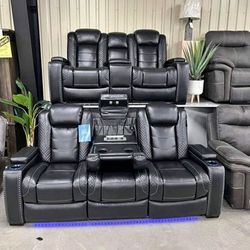 Power Reclining Living Room Set ⚡ Sofa And Loveseat 🌛⭐⭐Finance And Delivery Available ⭐Brand New 
