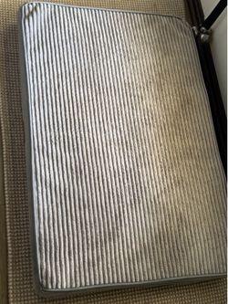 Small/Medium Dog Bed