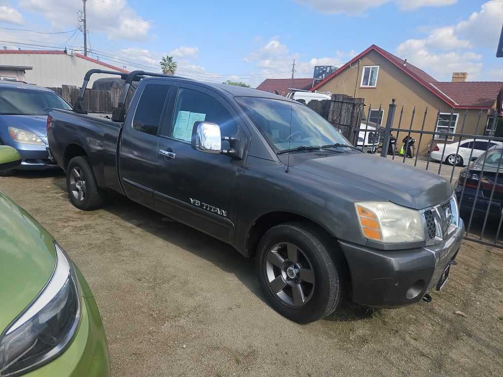 2005 Nissan Titan