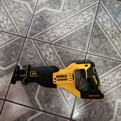 Dewalt Saw