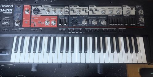 ROLAND SH-201 piano